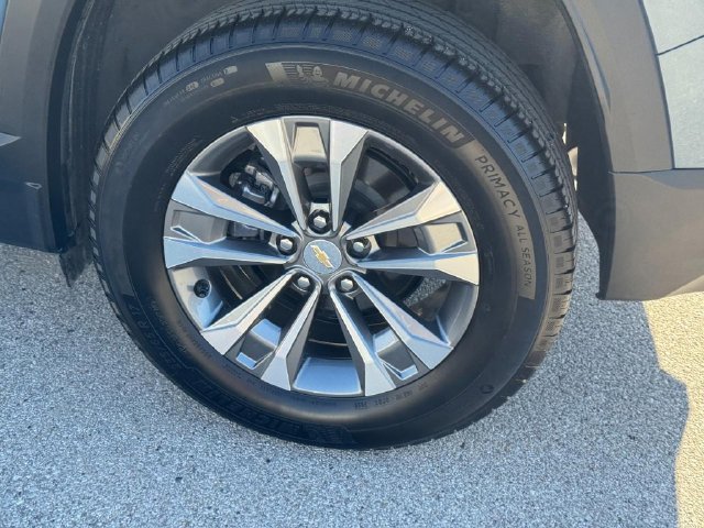 Used 2026 Chevrolet Equinox LT AWD/4WD image 8