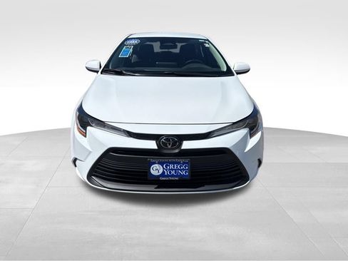Used 2026 Toyota Corolla LE FWD image 10