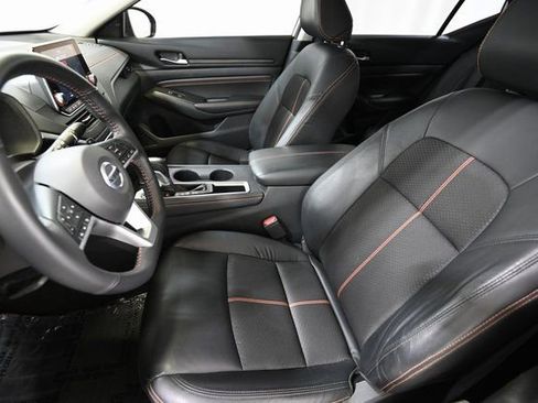 Used 2022 Nissan Altima 2.5 SR image 7