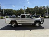 Used 2001 Toyota Tundra SR5 image 4