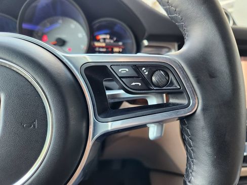 Used 2019 Porsche Macan S AWD/4WD image 29