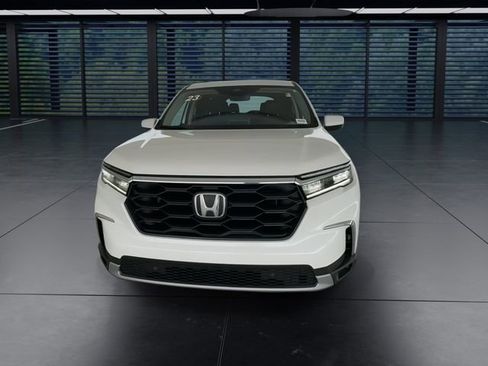 Used 2023 Honda Pilot EX-L image 3