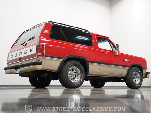 Used 1992 Dodge Ramcharger LE image 26