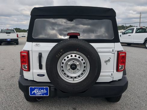 New 2025 Ford Bronco 4-Door AWD/4WD image 4
