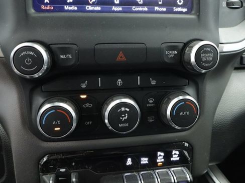 Certified 2020 RAM 1500 Big Horn AWD/4WD image 37