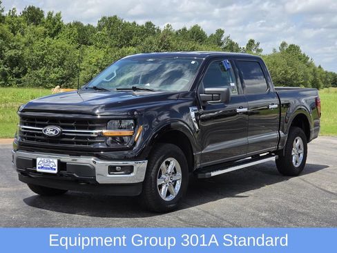 Used 2025 Ford F150 XLT AWD/4WD image 3