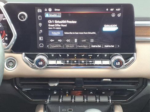 Used 2023 GMC Canyon Denali image 20