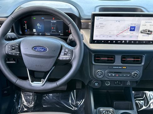 New 2026 Ford Maverick Lariat w/ 4K Tow Package AWD/4WD image 13