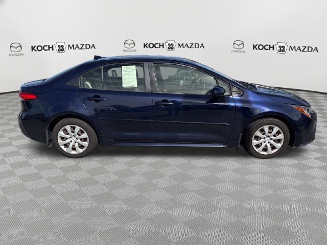 Used 2020 Toyota Corolla LE FWD image 8