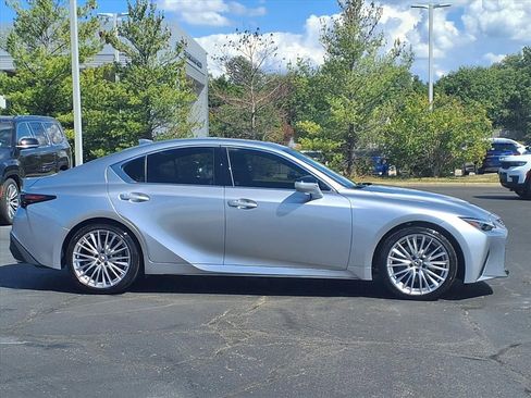 Used 2023 Lexus IS 300 w/ Premium Package image 8