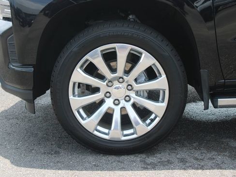 Used 2022 Chevrolet Silverado 1500 High Country w/ Safety Package II AWD/4WD image 19