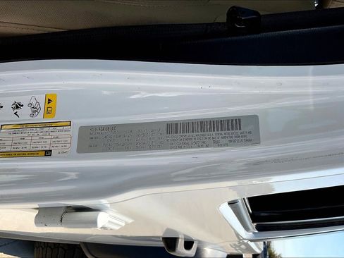 Used 2020 Jeep Gladiator Sport w/ Quick Order Package 24S image 43