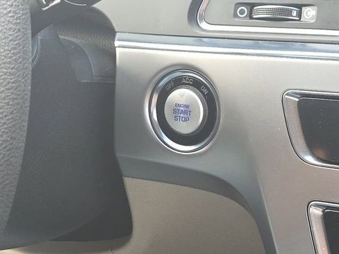 Used 2016 Hyundai Sonata SE image 39