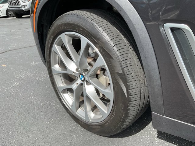 Used 2022 BMW X5 sDrive40i w/ Premium Package RWD image 20