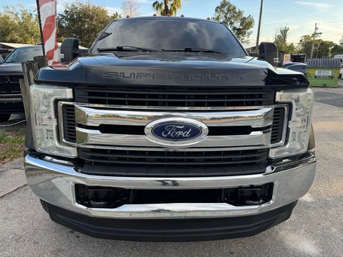 Used 2017 Ford F450 XL w/ STX Appearance Package image 2