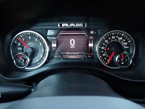 Used 2021 RAM 1500 Big Horn AWD/4WD image 23
