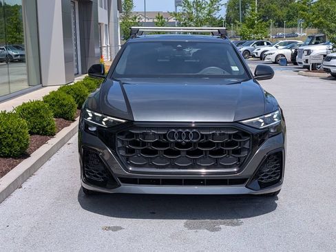 Used 2025 Audi SQ8 Prestige AWD/4WD image 10