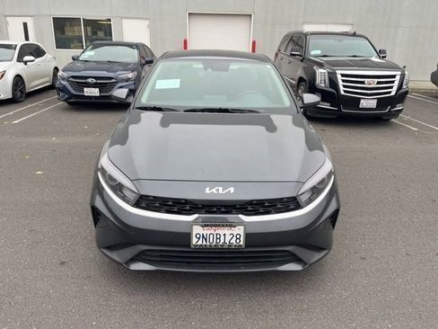 Used 2024 Kia Forte LXS image 2