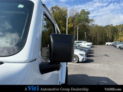 Used 2024 Jeep Wrangler Unlimited Rubicon 392 image 10