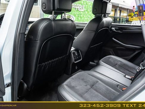 Used 2019 Porsche Macan w/ Driver Memory Package AWD/4WD image 14