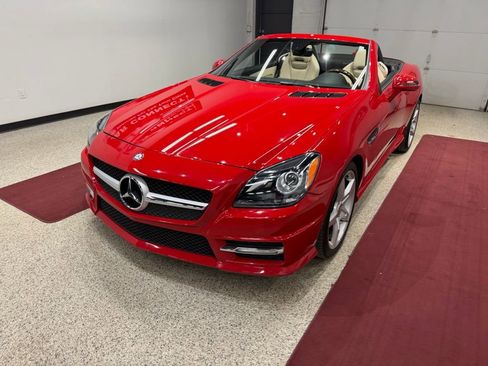 Used 2012 Mercedes-Benz SLK 250 image 5