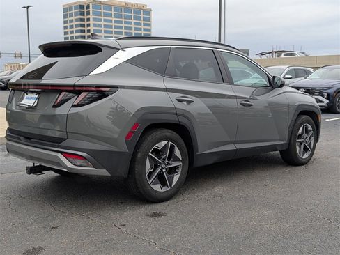 Certified 2025 Hyundai Tucson SEL image 4