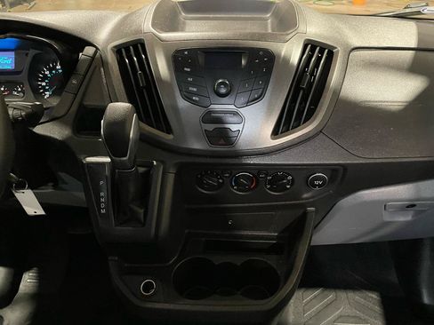 Used 2018 Ford Transit 250 148 Medium Roof RWD image 15