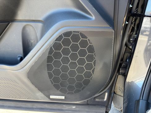 Used 2025 Subaru Forester Touring image 25