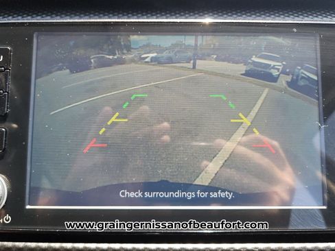 Used 2021 Nissan Kicks SV FWD image 9