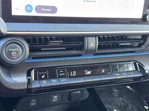 Used 2024 Toyota Prius XLE image 34