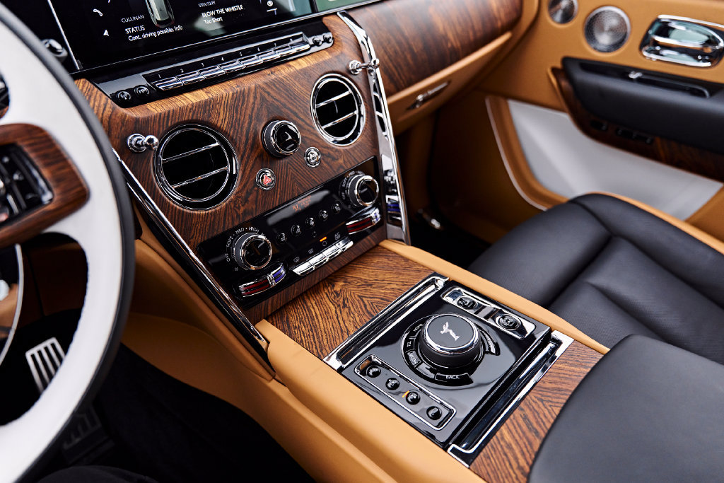 Used 2025 Rolls-Royce Cullinan AWD/4WD image 83