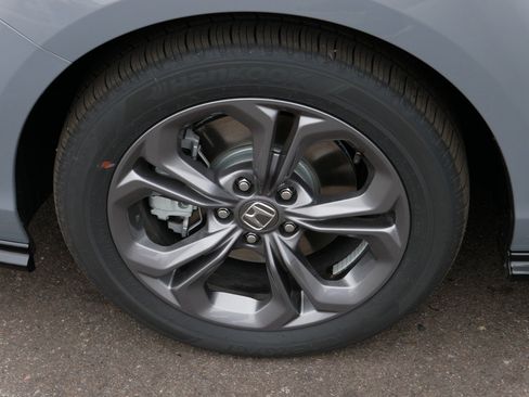 Certified 2025 Honda Accord EX-L image 15