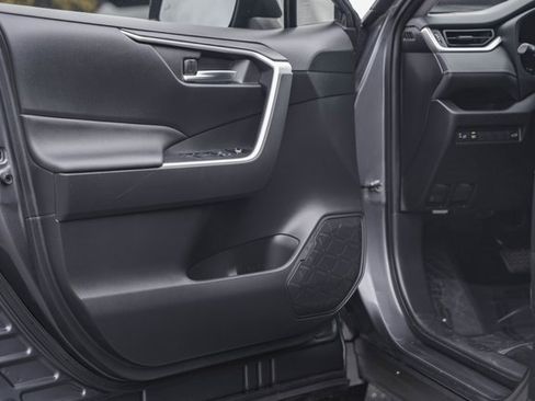 Used 2019 Toyota RAV4 XLE w/ Convenience Package image 37