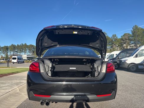 Used 2018 BMW 430i Convertible image 15