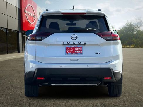 New 2026 Nissan Rogue SV image 8