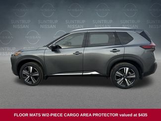 Used 2023 Nissan Rogue SL video 2