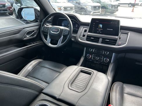 Used 2023 GMC Yukon SLT RWD image 10
