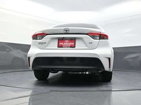 Used 2024 Toyota Corolla LE FWD image 35