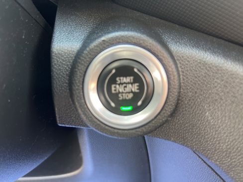 Used 2021 Chevrolet TrailBlazer RS w/ Sun and Liftgate Package FWD image 31