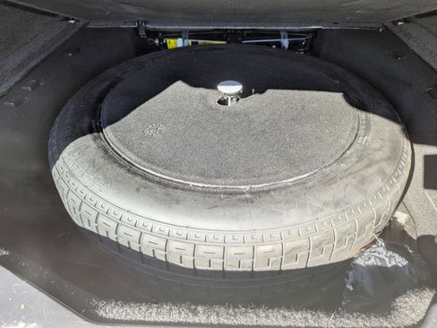 Used 2016 Land Rover Range Rover Supercharged image 60