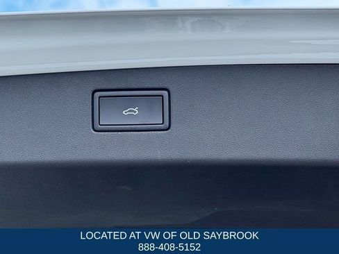 Certified 2025 Volkswagen Tiguan SE AWD/4WD image 20