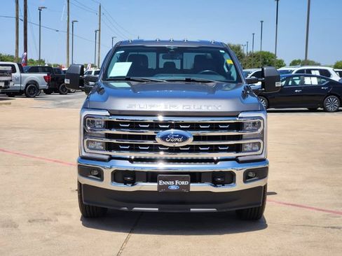 Used 2023 Ford F250 Lariat w/ Tow Technology Package AWD/4WD image 2