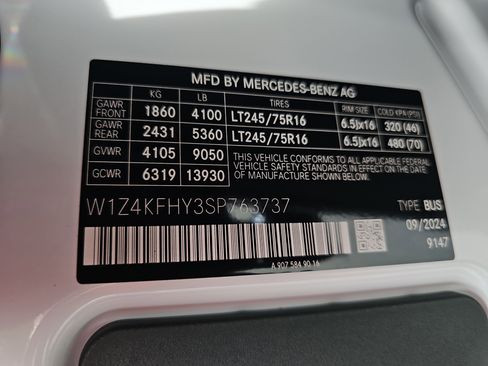 New 2025 Mercedes-Benz Sprinter 2500 image 32
