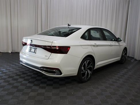 New 2026 Volkswagen Jetta SEL image 23