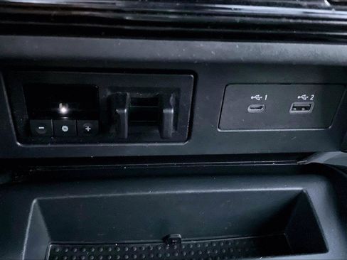 Used 2021 Nissan Titan PRO-4X w/ Pro-4x Utility Package image 32