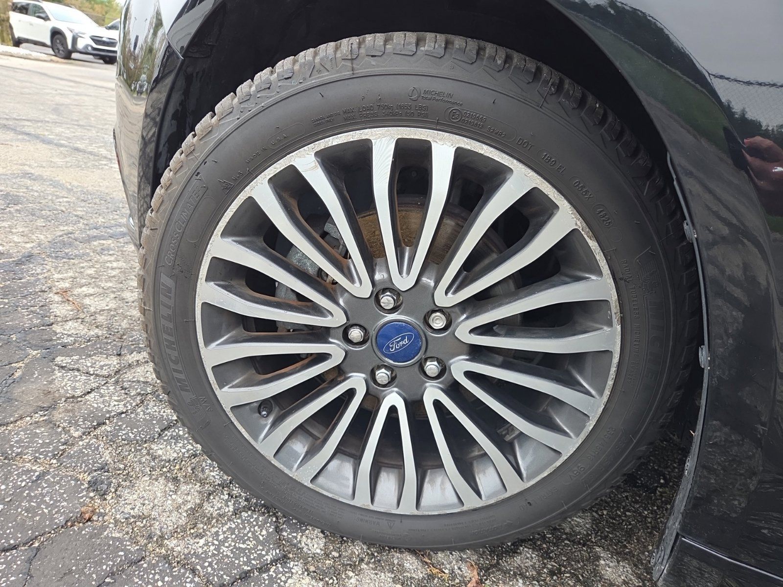 Used 2017 Ford Fusion Titanium AWD/4WD image 14