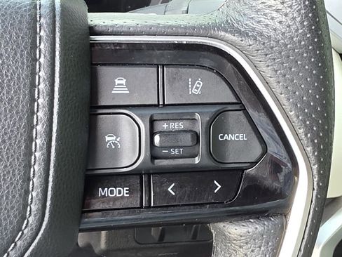Used 2023 Toyota Tundra Capstone AWD/4WD image 33
