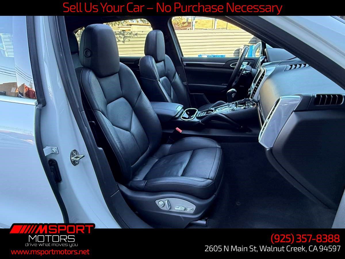 Used 2016 Porsche Cayenne S AWD/4WD image 22
