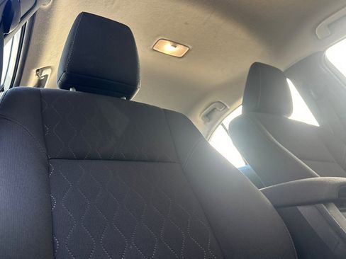 Used 2023 Toyota Corolla LE image 19