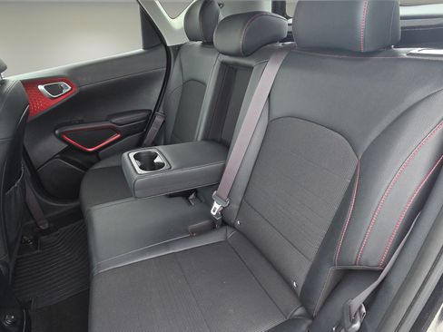 Used 2020 Kia Soul GT-Line Turbo FWD image 25
